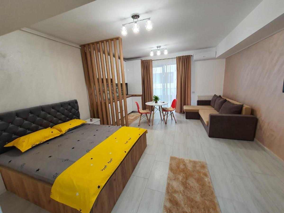 Listone' Apartment 12 Mamaia Nord Năvodari المظهر الخارجي الصورة
